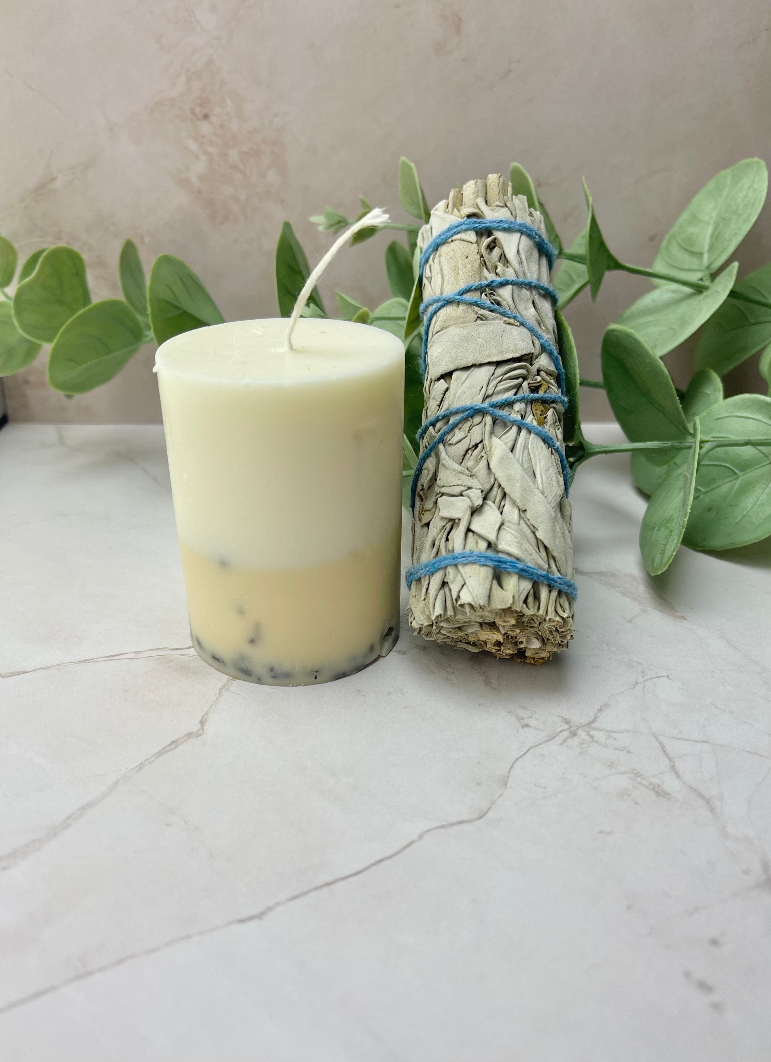 Soy Jasmin/Aloe Scented Candle
