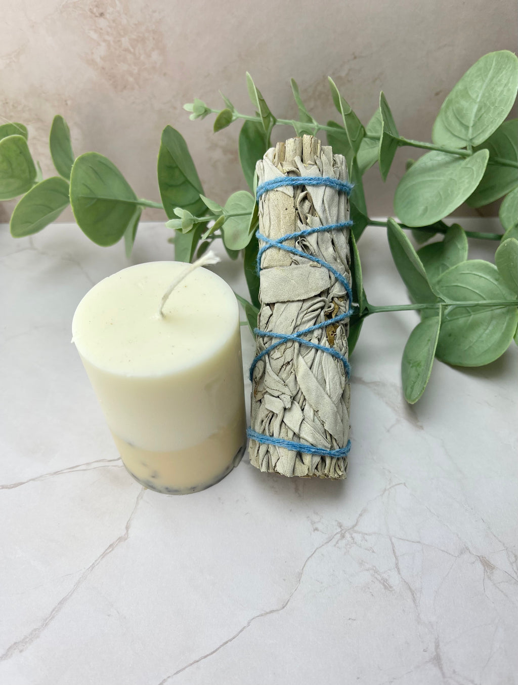 Soy Jasmin/Aloe Scented Candle